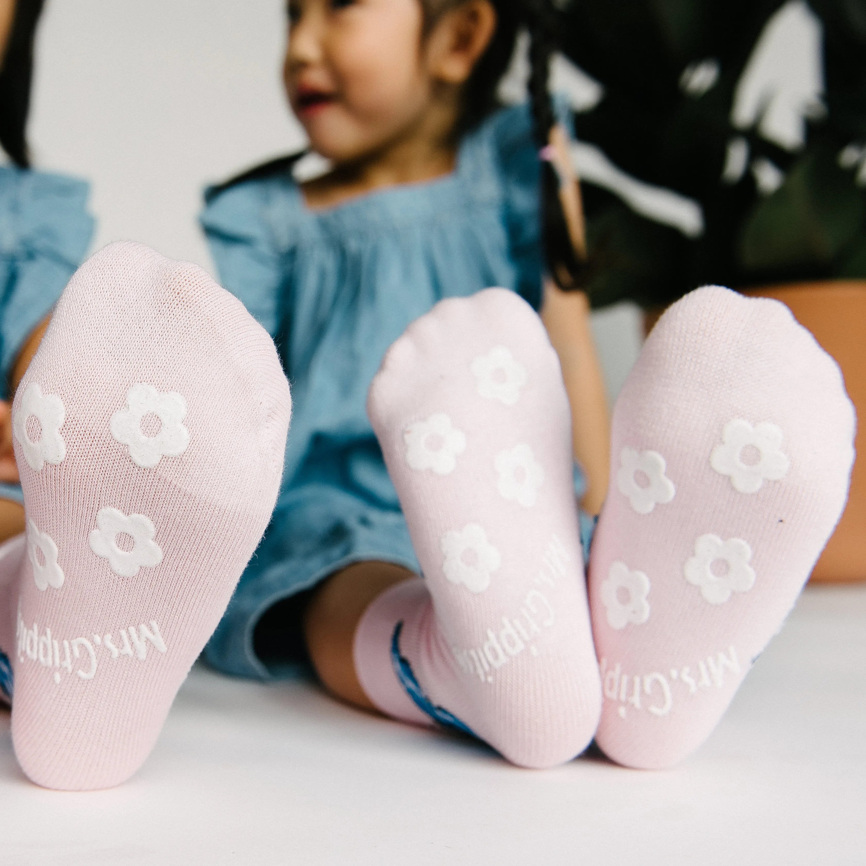 Butterfly/Unicorn Non-Slip Socks 6-pack (5-9 years)