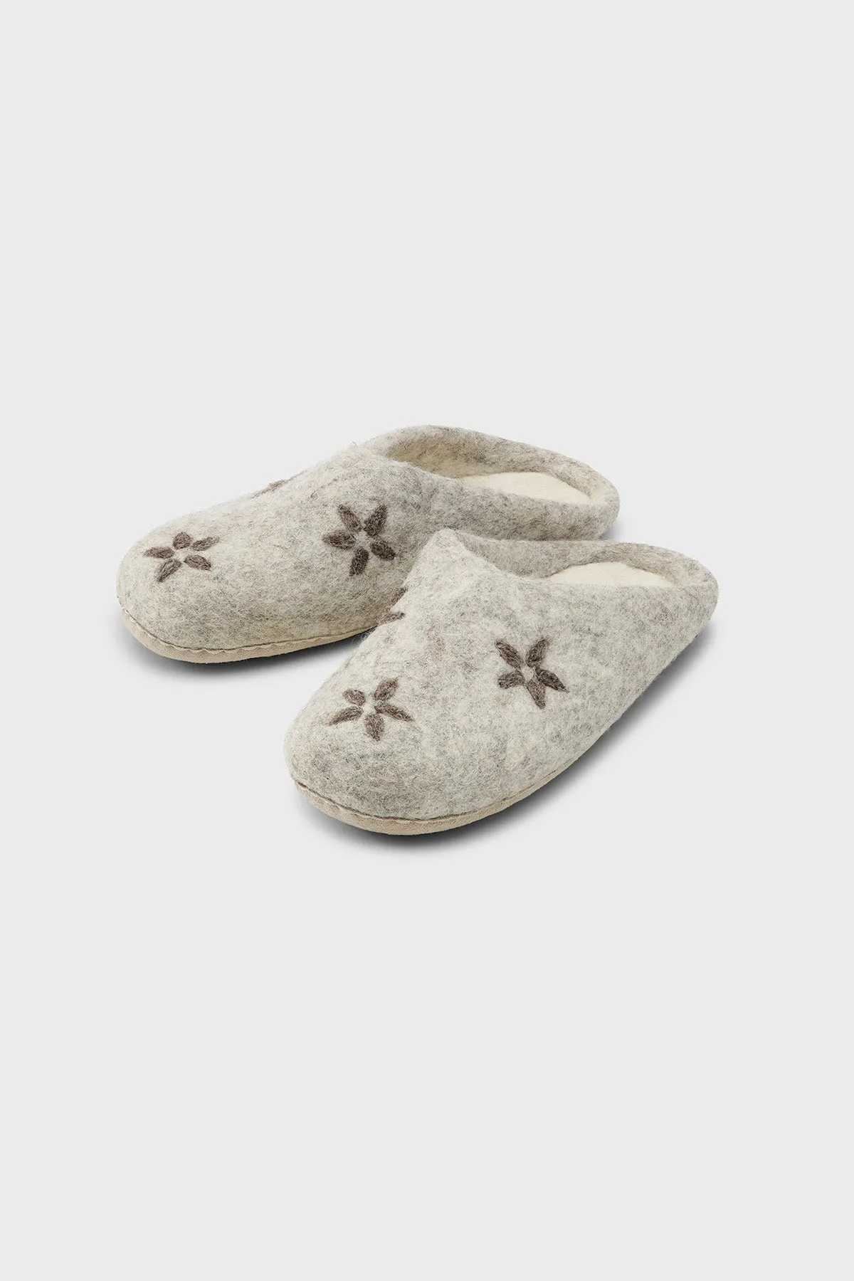 CARE BY ME Warm Feet Slippers