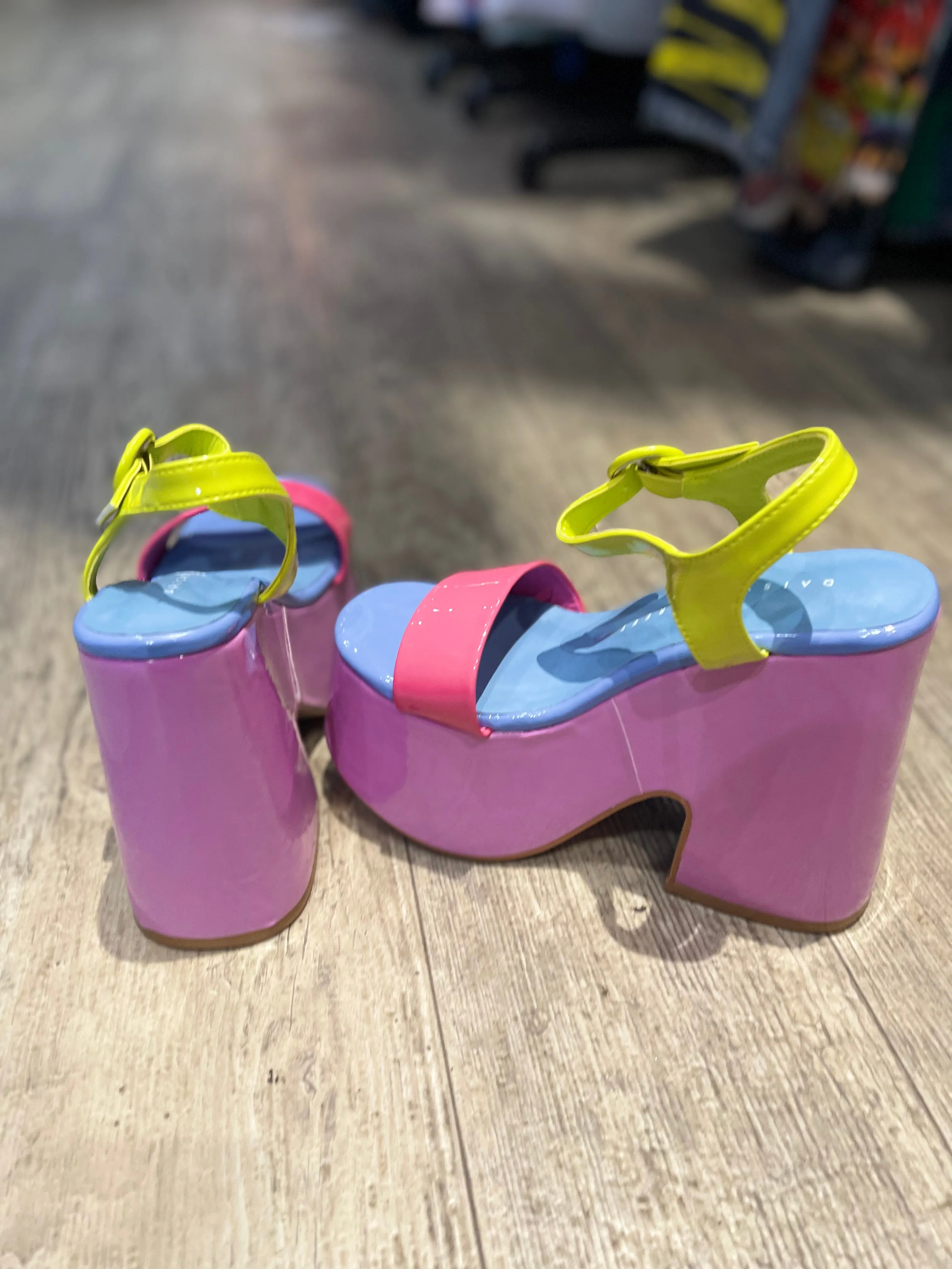 Colorblock Platform Sandals By Daisy Street