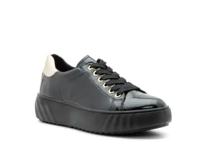 Mikky | Black Patent